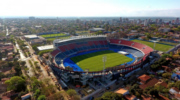 HOY / Pilsen vive el clásico con una edición limitada para una pasión ilimitada