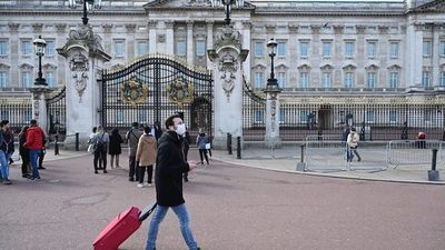 Reino Unido analiza imponer “confinamientos locales” ante rebrote de Covid-19