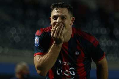 Cerro Porteño vence a Olimpia y amplía su ventaja en la cima