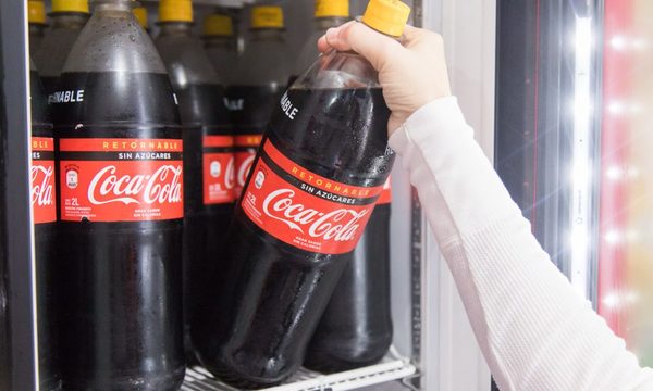 Ventas de Coca-Cola cayeron 11,5% por cierre de locales
