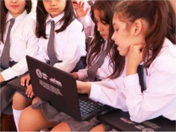 Detectan irregularidades en compra de notebooks que realizó el MEC