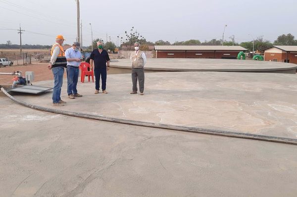 Carga fluida de los reservorios del acueducto ubicados en Loma Plata - Nacionales - ABC Color