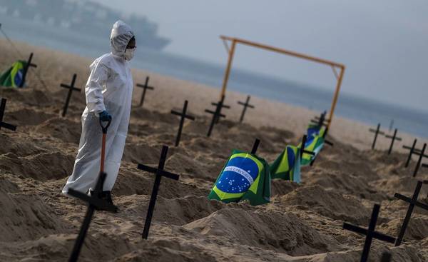 Brasil llega a 120.828 muertes por COVID-19 con algunas de sus playas llenas » Ñanduti
