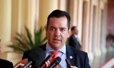 Imputan al ministro Rodolfo Friedmann