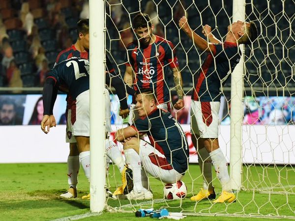 “Quién es el cagón ahora, ehh”, Villasanti y el festejo contra Aguilar después del gol de Churín - Cerro Porteño - ABC Color