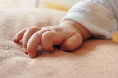 Beba de 10 meses muere por complicaciones del Covid-19