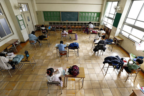 Hong Kong autoriza la vuelta a las aulas a partir de finales de septiembre » Ñanduti