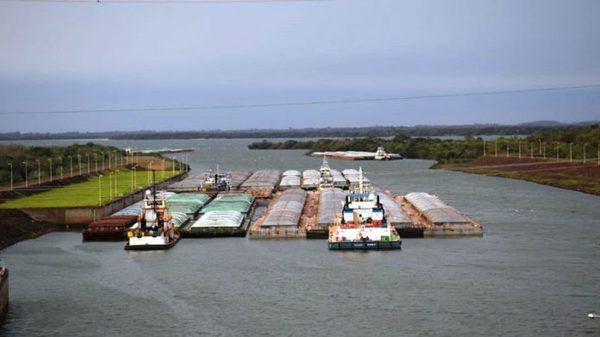 Gobierno prepara operativo para sacar productos agrícolas por valor de USD. 20 millones vía río Paraná - El Trueno