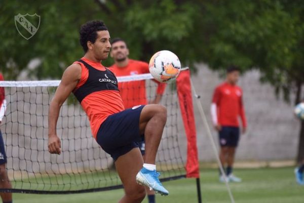 Cecilio Domínguez es nuevo jugador de Guaraní