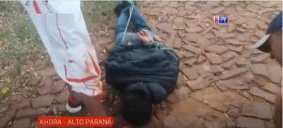 Vecinos capturan a presunto motochorro en Acaray | Noticias Paraguay