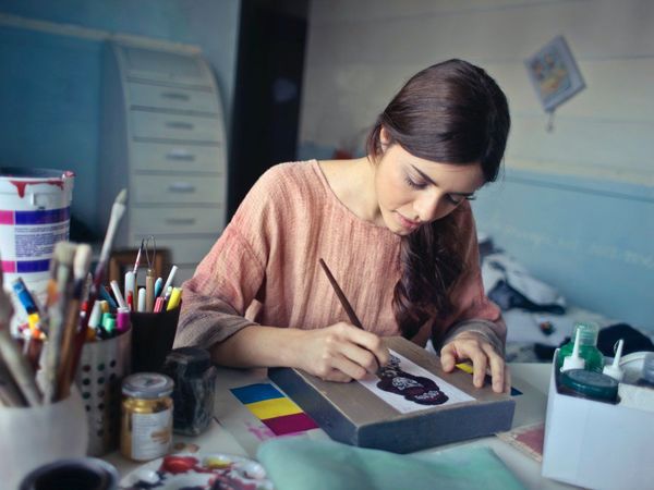 Colecciones ÚH presenta taller de arte para aprender dibujo y pintura