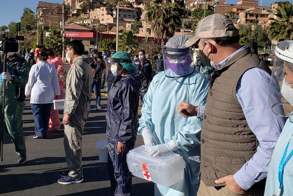 Bolivia espera en septiembre la "meseta" de contagios por la COVID-19 » Ñanduti