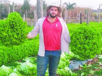 Encendió las redes con sus mazos de lechugas