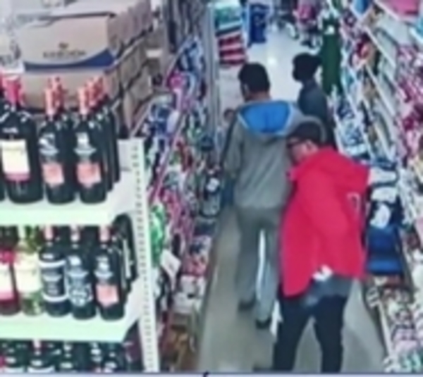 MRA: Descuidista roba supermercado - Paraguay.com
