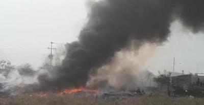 Tres precarias casas fueron consumidas por incendio en zona del Bañado Sur - Megacadena — Últimas Noticias de Paraguay
