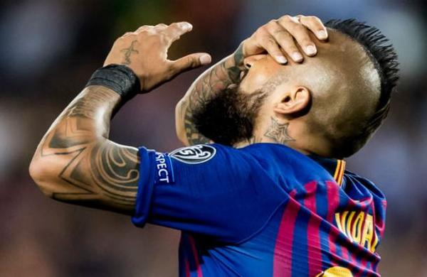 Periodista español destroza a Arturo Vidal: 'Es tan torpe que se ataca a sí mismo' - SNT