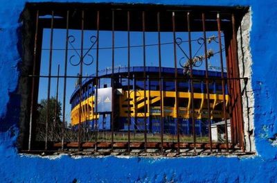 Boca Juniors aísla a todos sus futbolistas en Argentina por brote de coronavirus