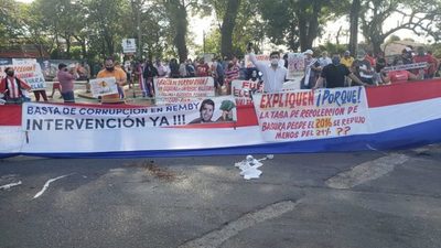 Denuncian creación de comisiones para desvíos millonarios, en Ñemby