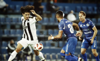HOY / Libertad golpea la mesa con goleada a Sol de América