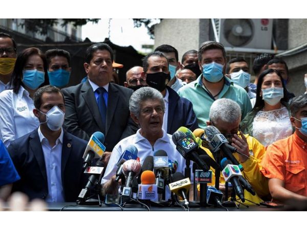 Nicolás Maduro indulta a 110 opositores