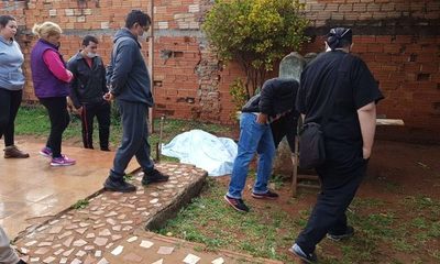 Mujer fallece tras caer a pozo
