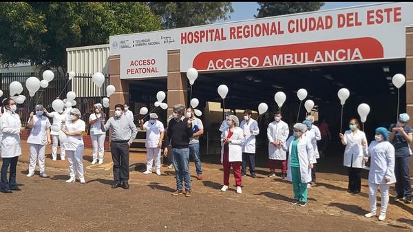 Suman tres fallecidos en filas de Salud en el Alto Paraná y 90 en aislamiento