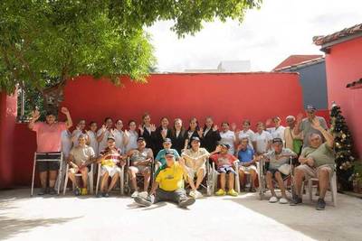 Abuelitos con Covid-19 positivo no reciben asistencia del MSPBS – Prensa 5