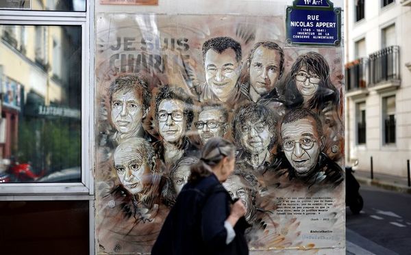 Charlie Hebdo vuelve a publicar las caricaturas de Mahoma - Mundo - ABC Color