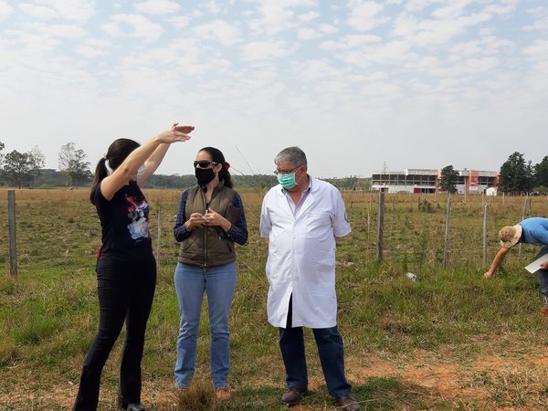 #Ahora VERIFICAN TERRENO PARA CONSTRUCCIÓN DE GRAN HOSPITAL EN CORONEL OVIEDO