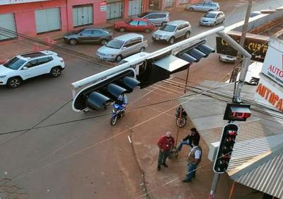 Semáforos: Pedirán explicación sobre uso de vehículos de comuna y cumplimiento de contrato