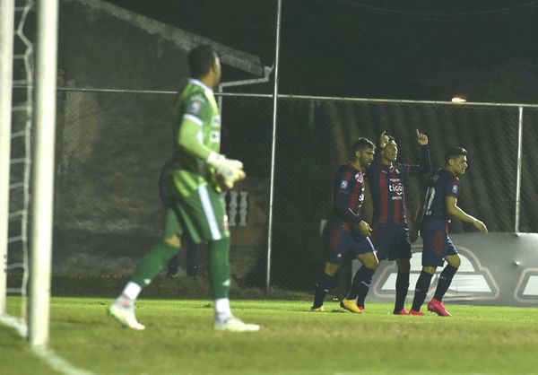 Alberto Espínola y Enzo Giménez pueden jugar contra General Díaz - Cerro Porteño - ABC Color