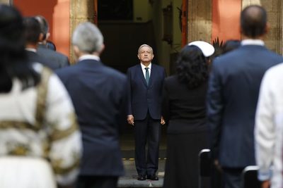 Los empresarios tienden la mano a López Obrador tras su informe de Gobierno - MarketData