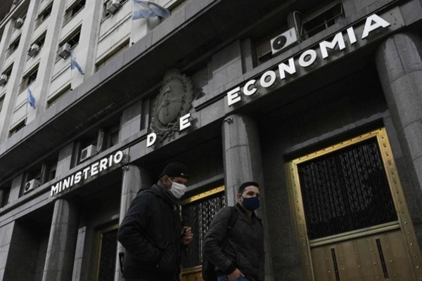 Argentina: reestructuración de deuda, inicio de más desafíos