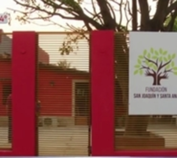 Abuelitos con casos positivos en fundación - Paraguay.com