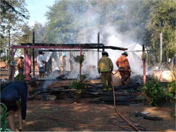 Sacó préstamo, su casa se quemó y el dinero también