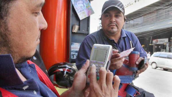 “No recibimos el pago desde hace cuatro años”