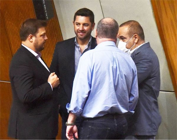 Alliana dice que no trancarán desafuero de Noguera e intenta negar que Fiscalía esté en manos de HC - Nacionales - ABC Color
