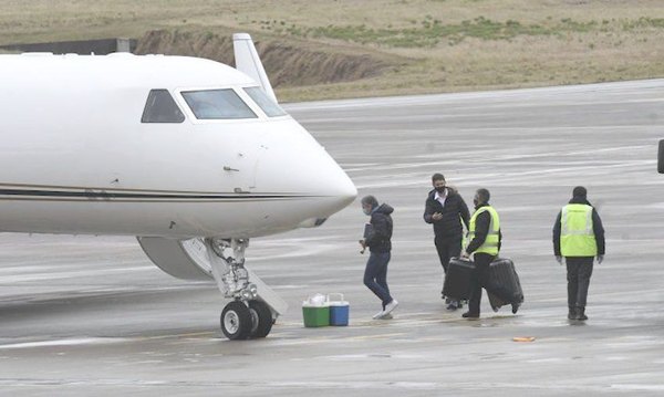 Crónica / Messi está en Barcelona para arreglar ¿su salida?