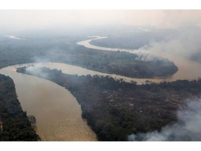 Incendios azotan con fuerza al Pantanal en Mato Grosso