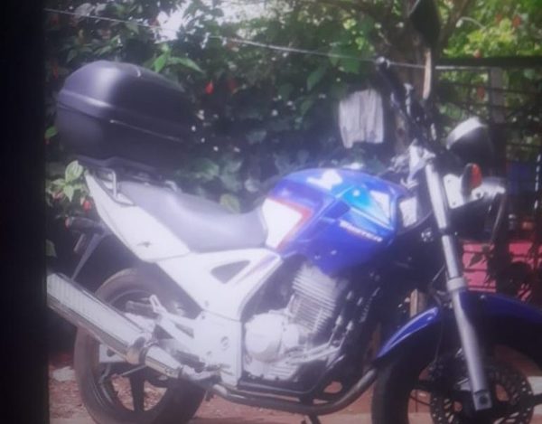 Desconocidos hurtan una motocicleta del patio de una vivienda – Diario TNPRESS