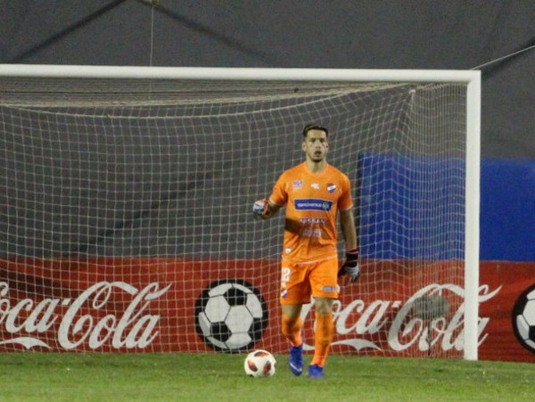 Juan Espínola es el Tapador de la fecha