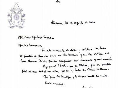 El Papa Francisco triste por la muerte del pa'i villarriqueño por coronavirus