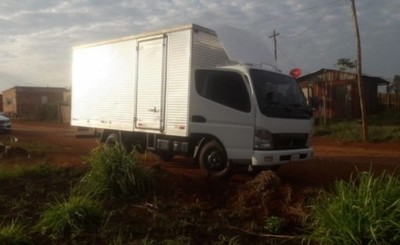 Sujetos armados se llevan electrónicos por alto valor en asalto rutero