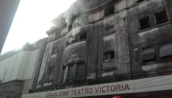 Cine Victoria en proceso de limpieza