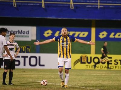 Isidro Pitta, en la mira de dos grandes de América