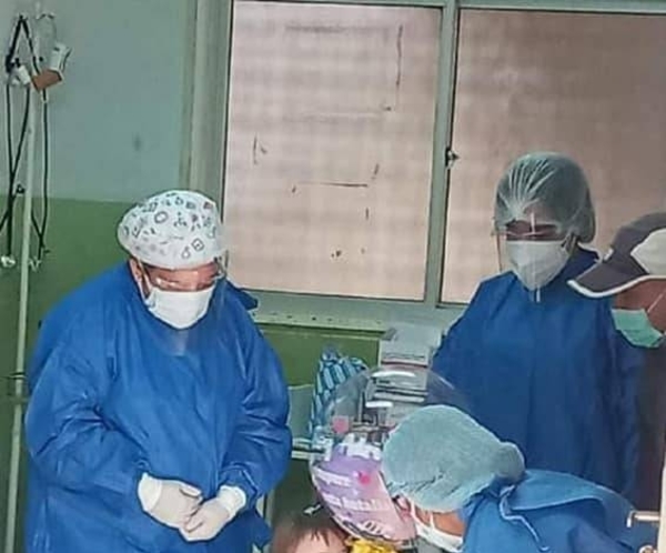 HOY / Tierna campeona: beba de 2 años venció al coronavirus y fue dada de alta