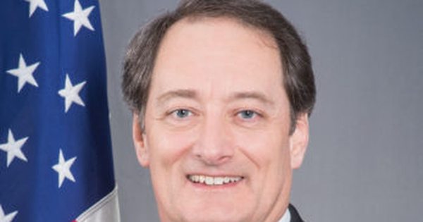 La Nación / Lee McClenny, embajador de EEUU, anuncia el fin de su misión en Paraguay