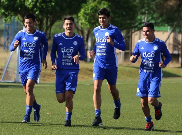 Fabio Barrios, de 9 goleador a lateral izquierdo con mucho futuro en Olimpia