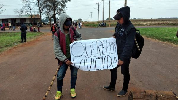 Indígenas vuelven a cerrar ruta en Canindeyú - Nacionales - ABC Color