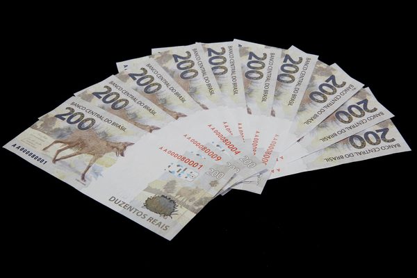 Brasil lanza su billete de 200 reales ante la mayor demanda de dinero en la pandemia - MarketData